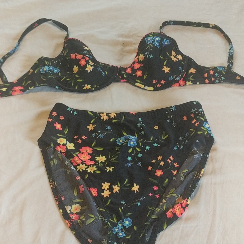 Bathing suit